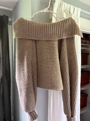 ZARA Cropped Sweater thumbnail 4