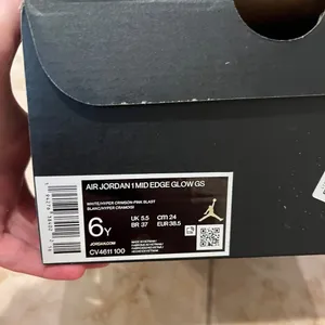 Jordan Air 1 Mid Edge Glow GS thumbnail 3