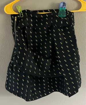 Black and gold mini skirt by Wintermuse Size 6 thumbnail 1