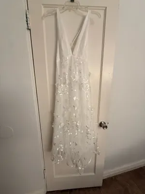 Selfie Leslie Floral V Neck Midi Dress thumbnail 5