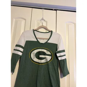 Fanatics Womens Green Bay Packers V Neck 3/4 Sleeve Shirt‎ Size S thumbnail 4
