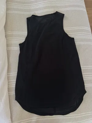 Lululemon black running tank thumbnail 2