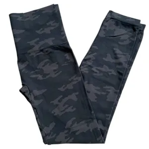 Like New SPANX Look At Me Now Camo Leggings Size Large thumbnail 3