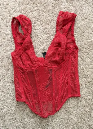 Urban Outfitters Top thumbnail 1
