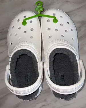 NWT Crocs Classic Lined Clog White Grey Fleece Unisex M7/W9 thumbnail 1
