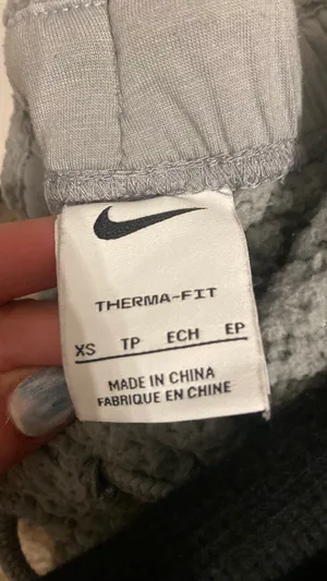 Nike gray fuzzy sweatpants thumbnail 3