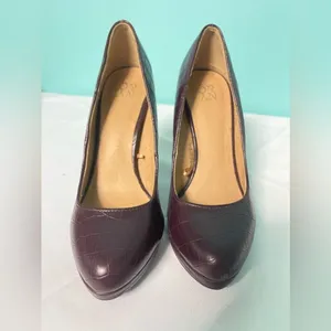 NY‎ &CO brown crocodile print pumps size 7 thumbnail 2