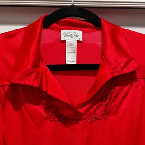 Vanity Fair Vintage‎ Red Lace Trim Button Front Nightgown Robe Kimono Size Small thumbnail 4