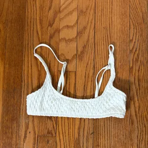 Ris-k Allure Bikini Top Textured White Size XS NWOT‎ Swimsuit thumbnail 3