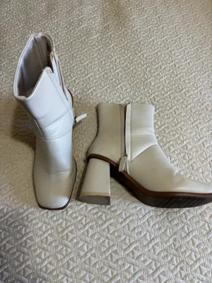 Time And Tru Booties thumbnail 5