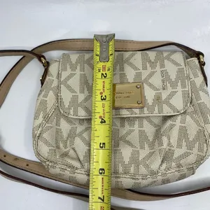 Michael Kors White Leather Crossbody Bag thumbnail 4