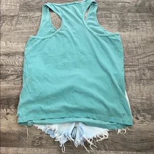 Comfort Colors Aloha Summer Pineapple Graphic Tee Tank Top Size Small thumbnail 3