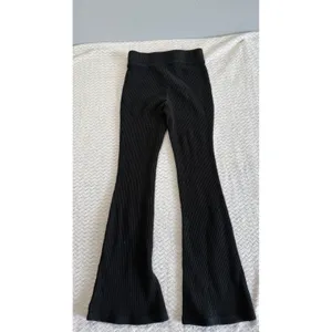 Aerie Waffle Knit Flare Pants Black Thermal Bell Bottom XS Regular 4564 thumbnail 2