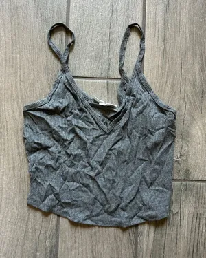 Tilly's Gray Ribbed V-Neck Cropped Cami thumbnail 1