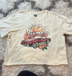 GM Camaro Tshirt Yellow Size XL thumbnail 1