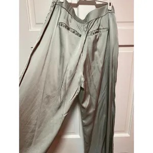 Abercrombie and Fitch Satin Tailored Wide Leg Pant Sage Size 33 Long thumbnail 9