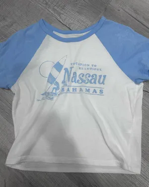 Blue and white graphic Hollister crop thumbnail 1