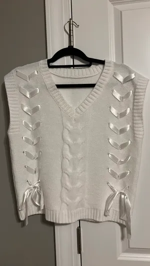 Amazon White sweater vest thumbnail 1