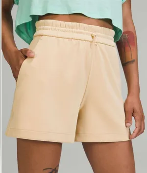 Lululemon Softstreme High-Rise Short 4" thumbnail 1