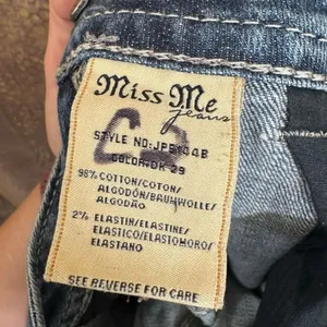 Miss Me Chain Pocket Low Rise Bootcut Western Rhinestone Jeans Size‎ 28 thumbnail 5