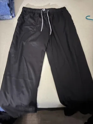 Women’s Scrub Set Black Size XXL thumbnail 1