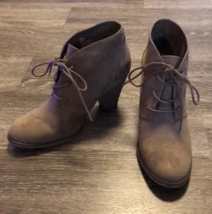 MIA Chunky Heel Booties SZ 10 thumbnail 1