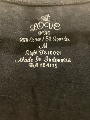 Black V Neck T Shirt Size M thumbnail 3