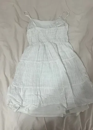 white dress Size XS thumbnail 2