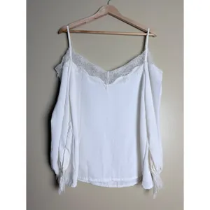 Women's Cold Shoulder Blouse S White Lace Long Sleeve Fairy Romantic Party Night thumbnail 9