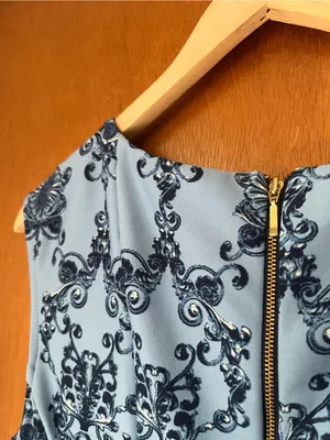 • 2 woman’s sleeveless patterned dresses• Blue Size L thumbnail 7