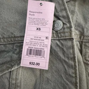 Wild Fable Light Gray Denim Jacket thumbnail 3