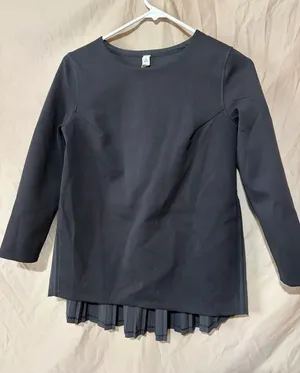 Lululemon long sleeve thumbnail 1