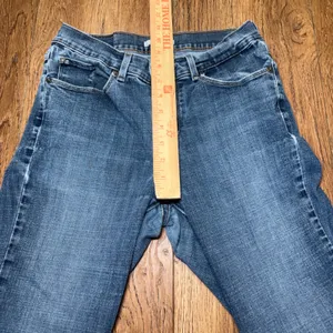 Levi's Classic Bootcut Jeans Medium Wash Raw Hem Womens Size 4 27x29 thumbnail 6