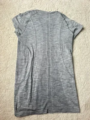 Lululemon Swiftly Tech Short Sleeve Shirt thumbnail 3