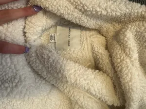 American Eagle Outfitters Hoodie thumbnail 3