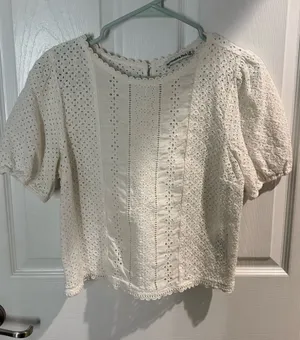 White Abercrombie Eyelet Top thumbnail 1