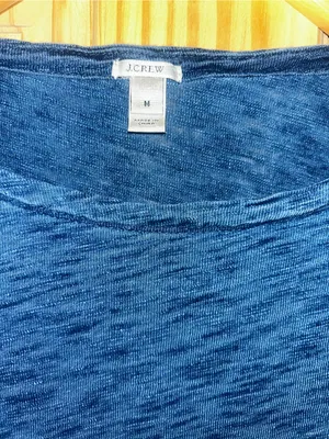 J.Crew Blue long sleeve shirt with subtle marbled texture, size M #jcrew #preppy thumbnail 3