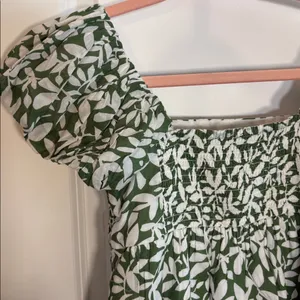 Abercrombie & Fitch green floral puff sleeve ruched crop top NWOT thumbnail 6