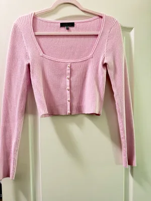 Long sleeve pink top Size M thumbnail 1