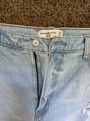 NWOT Abercrombie & Fitch Jeans thumbnail 2