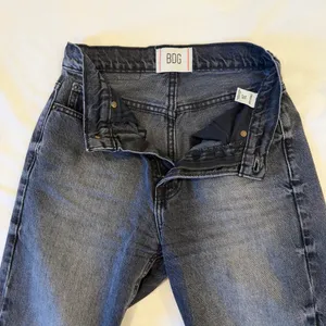 Urban Outfitters BDG Cowboy Jeans thumbnail 2