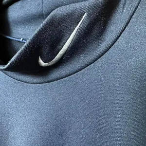 P86. Nike Pro navy blue long sleeve turtleneck Size M thumbnail 2