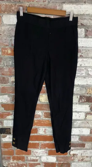 Counterparts Black Capri Button Accent Ankles Skinny Dress Pants Size M thumbnail 1
