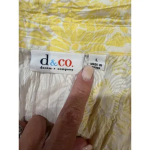 D & Co. QVC Women’s Blouse Size Large Yellow Floral Button Up 3/4 Sleeve Top thumbnail 5