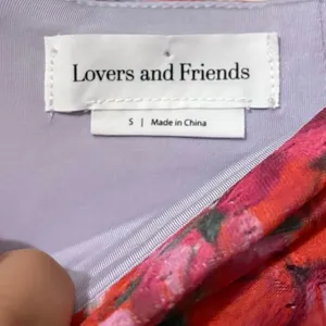 Lovers & Friends Pink Island Floral Lana Midi Skirt Size Small thumbnail 3