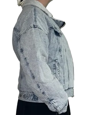 Forever 21 blue denim jacket. thumbnail 2