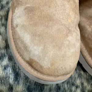 UGG CLASSIC‎ FLORA PERFORATED LEATHER BOOTS thumbnail 10