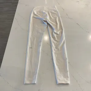 Alo Yoga Warrior Leggings in Pristine Size‎ Small thumbnail 4