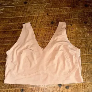 True & Co nude wireless comfortable M v-neck bra thumbnail 3