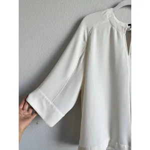 Ann Taylor Women's Wide Dolman Sleeves Ivory Top Blouse Size Large Casual Office thumbnail 7